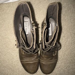 Steve Madden Shoes - Steve Madden Grey Combat Boots - Women size 7.5 Steve Madden Shoes - Steve Madden Grey Combat Boots - Women size 7.5